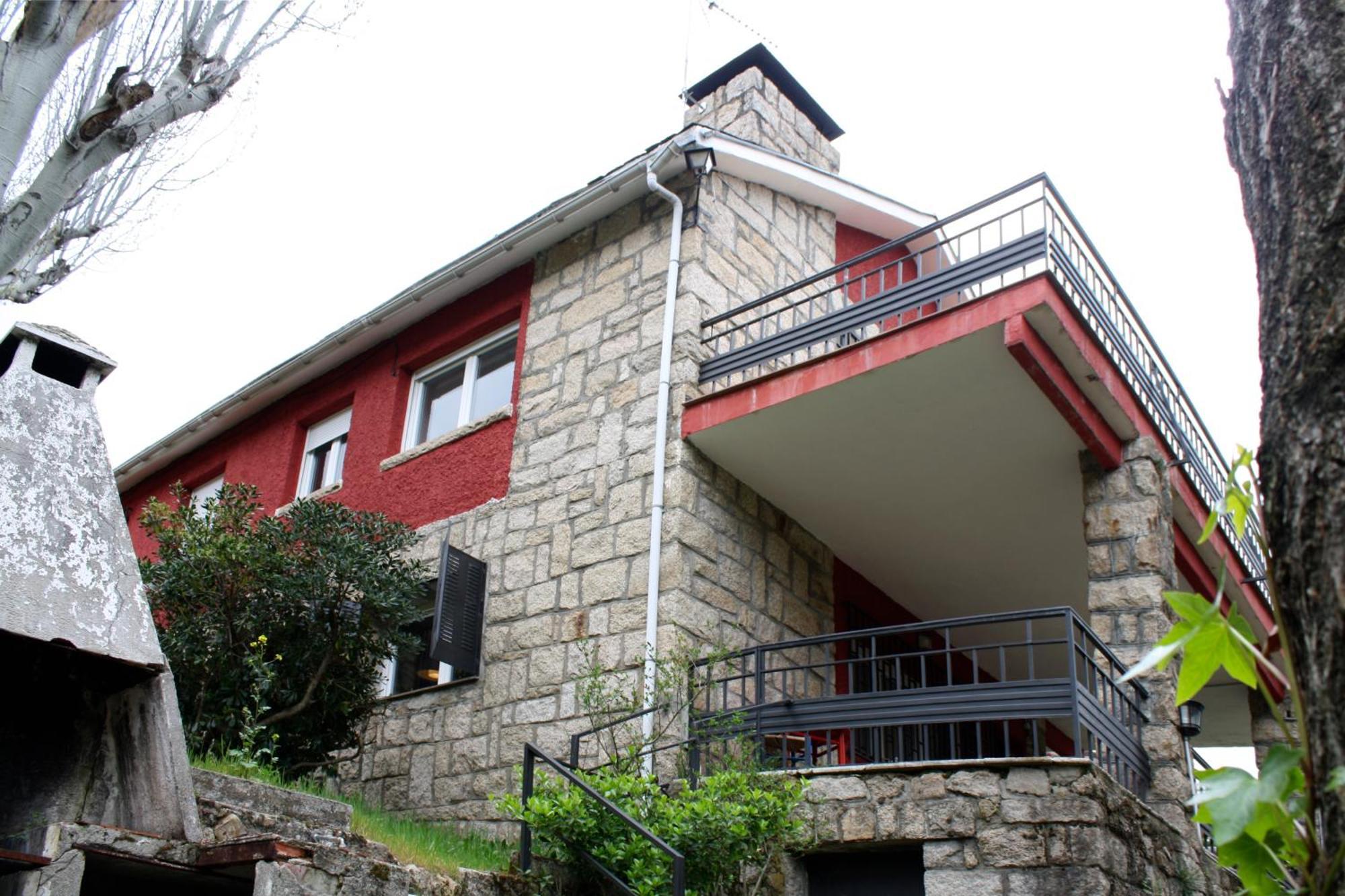 Piedra Libre Apartamentos Manzanares El Real Eksteriør billede